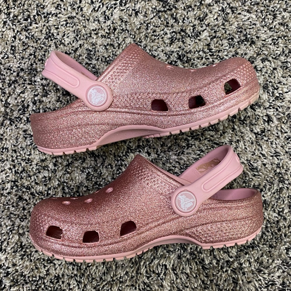 CROCS Pink Glitter size 6.5 big kids